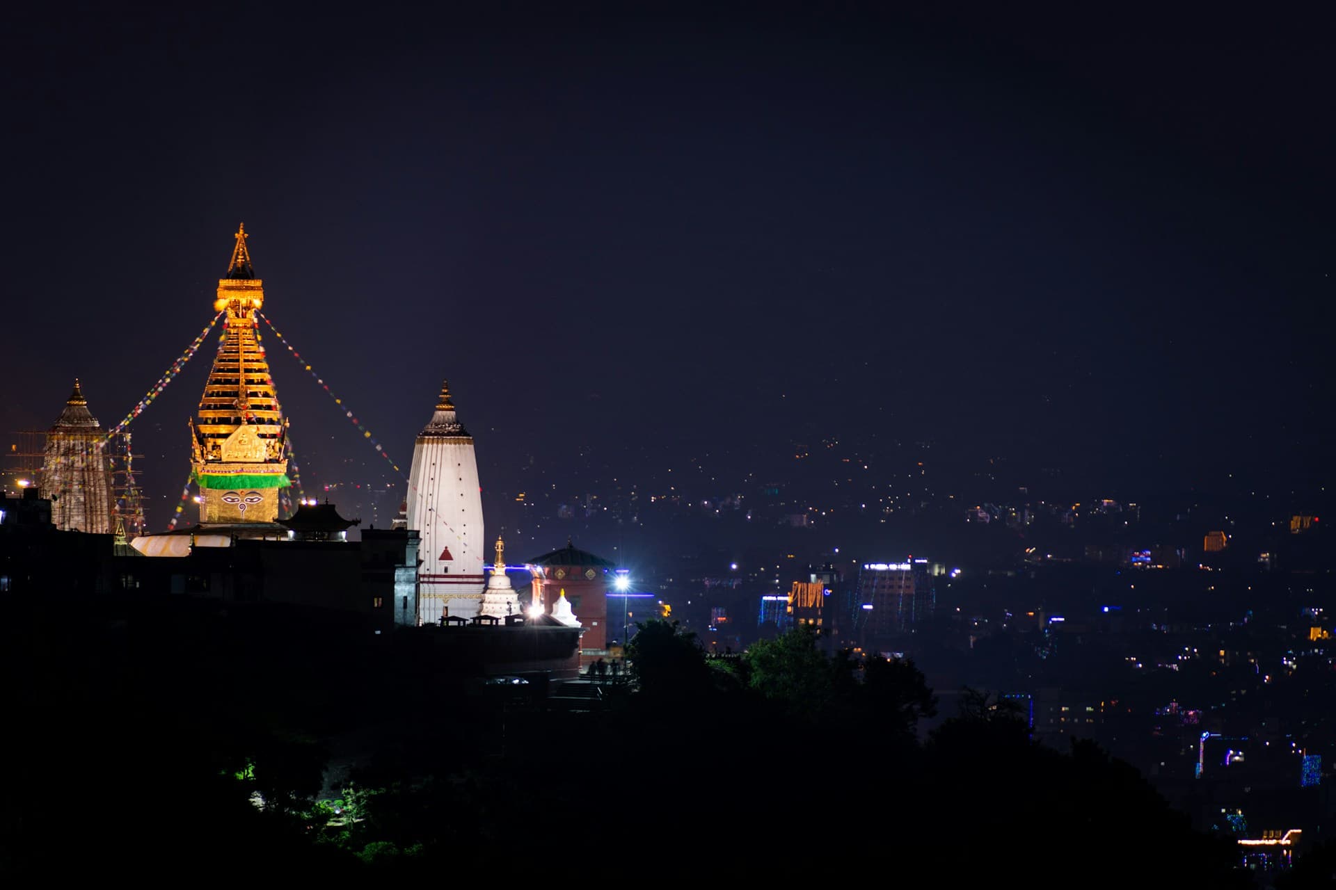 Kathmandu Nightlife for Tourists 2026 - Thamel Guide