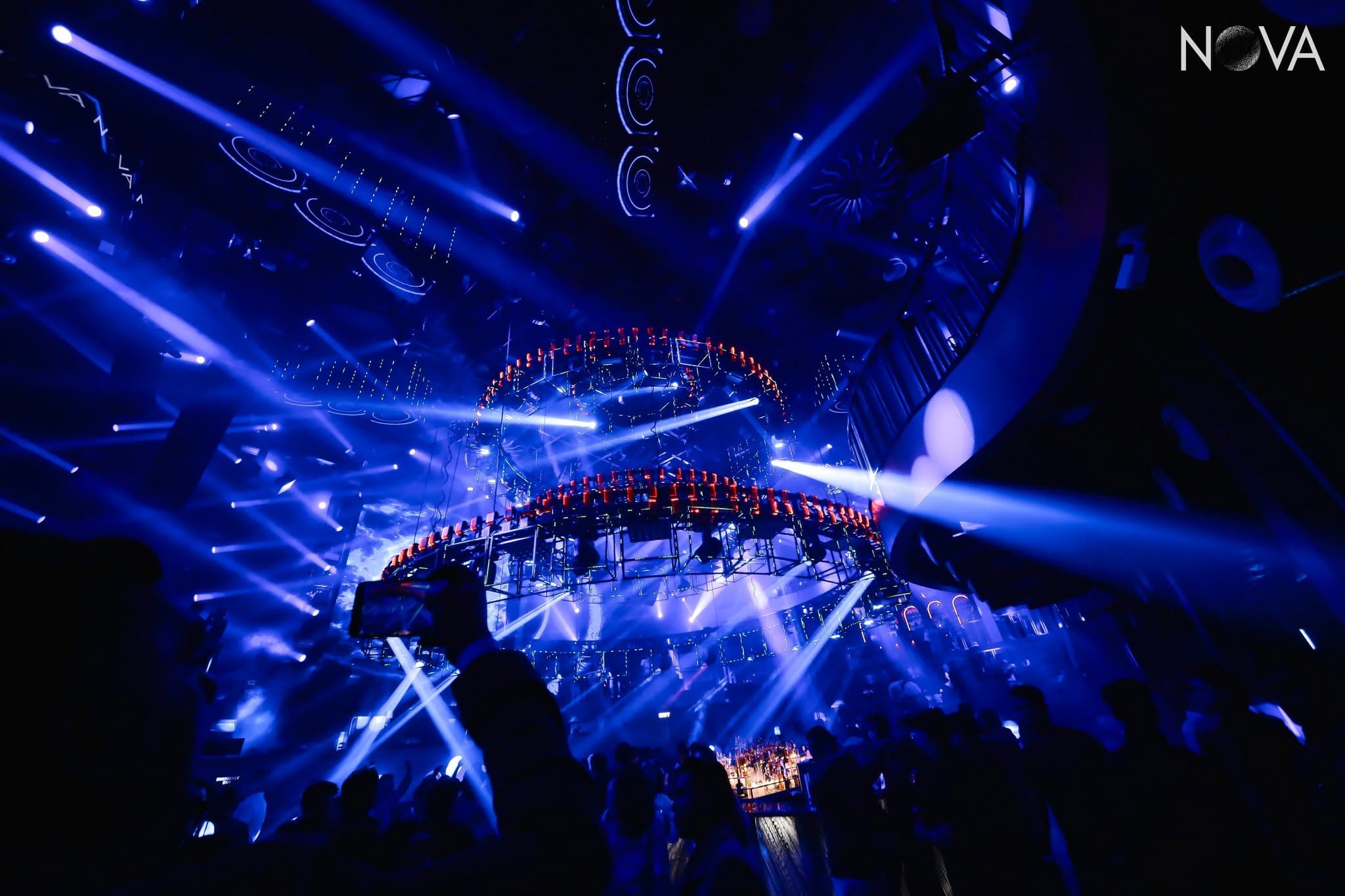 Laser and light show above the crowd at Club Nova, Thamel